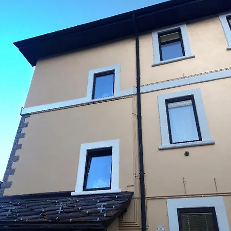 Shredhouse1 Appartement La Thuile